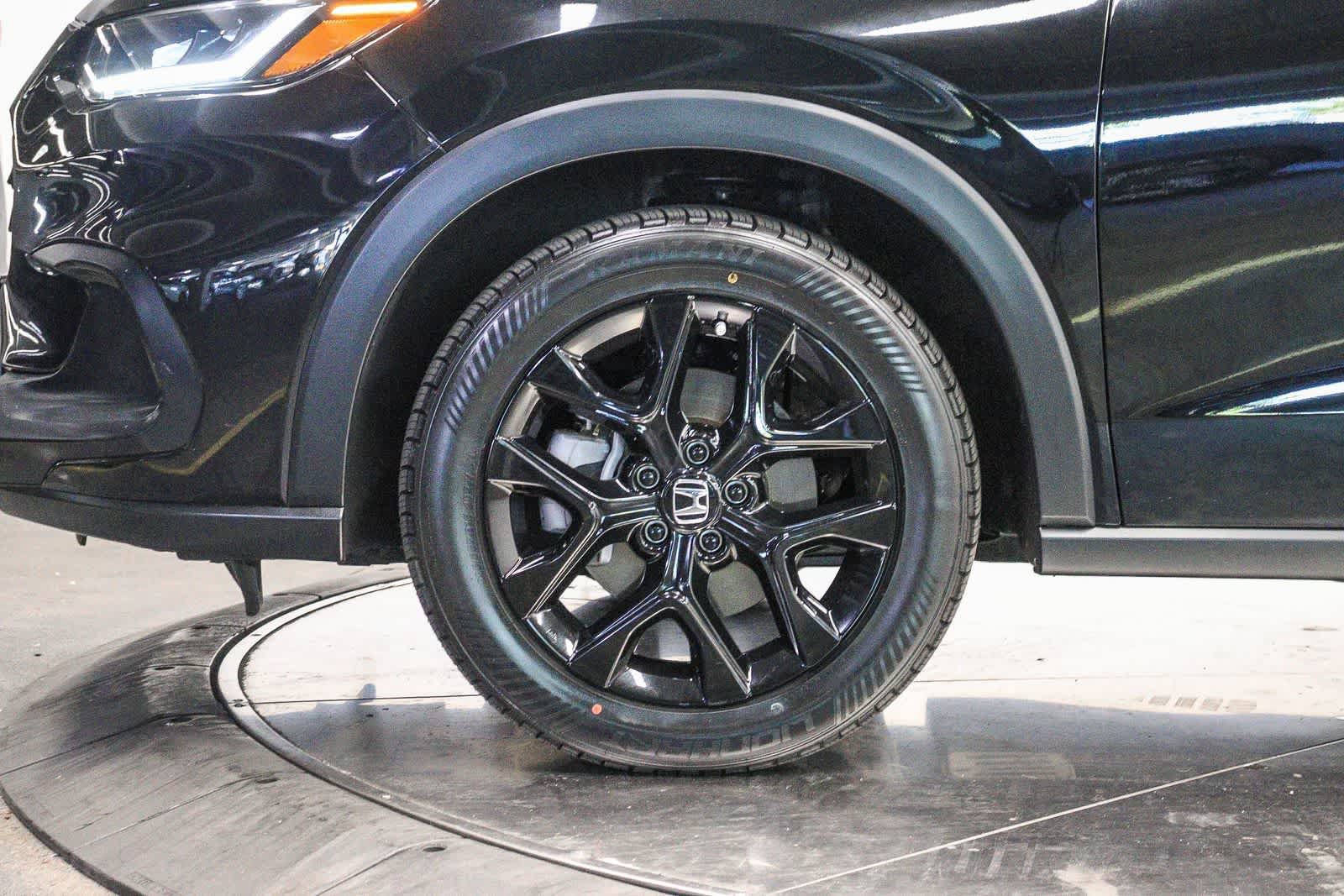 Used 2024 Honda HR-V Sport image 9