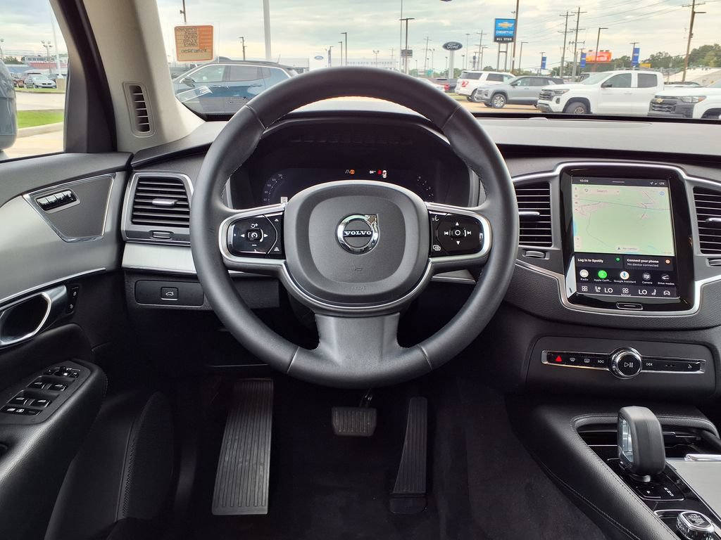 Used 2023 Volvo XC90 B5 Core w/ Protection Package Premier AWD/4WD image 13