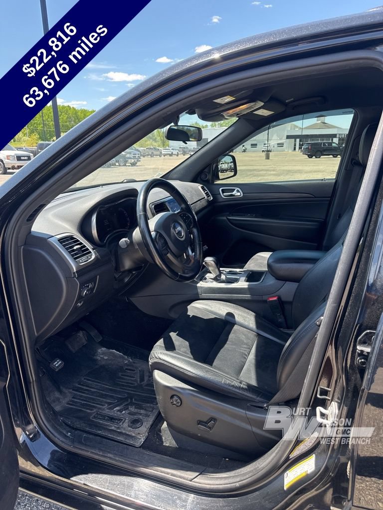 Used 2021 Jeep Grand Cherokee Laredo X AWD/4WD image 18
