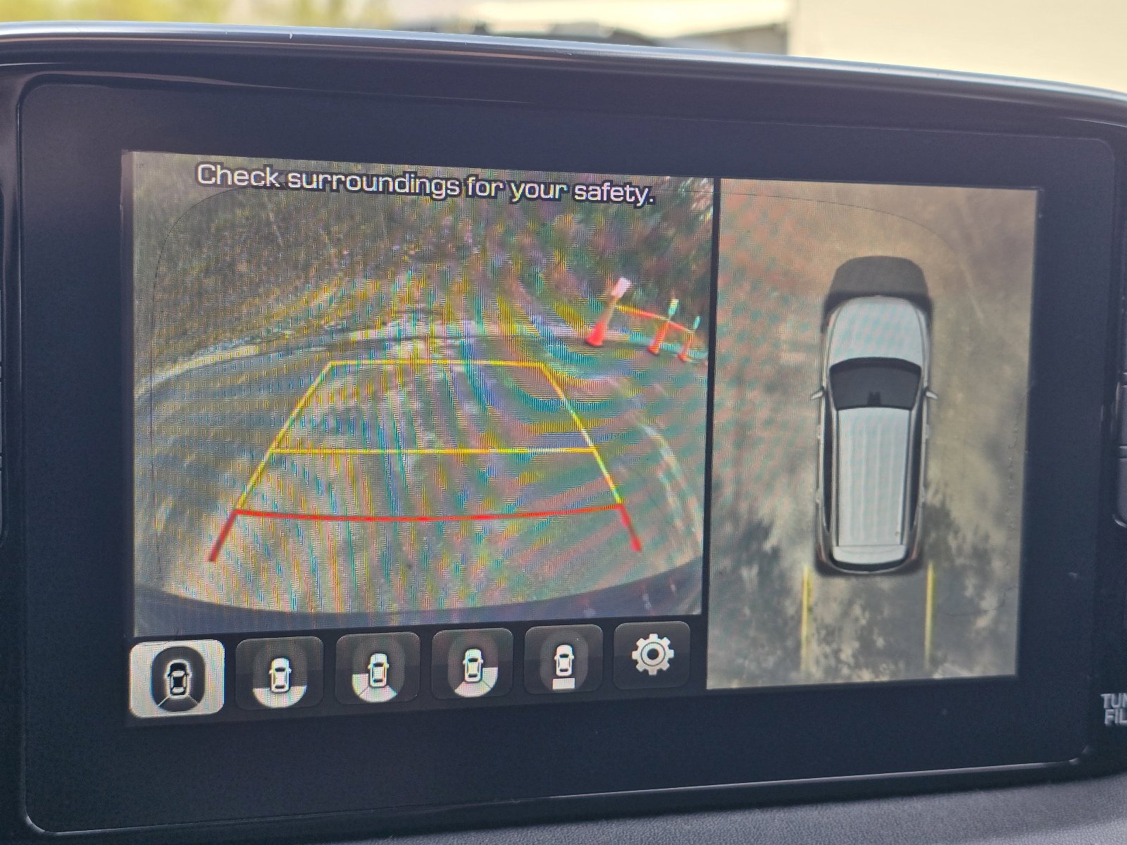 Used 2019 Hyundai Santa Fe FWD image 19