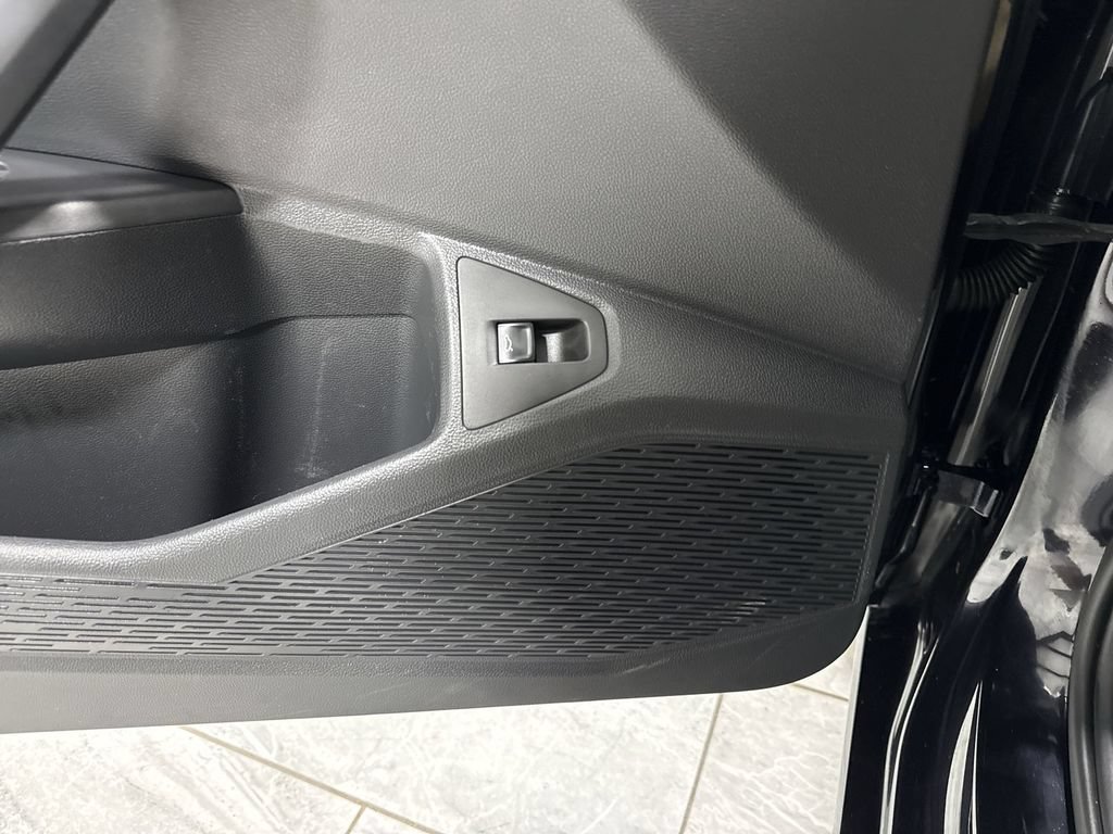 Used 2019 Volkswagen Jetta SEL FWD image 25