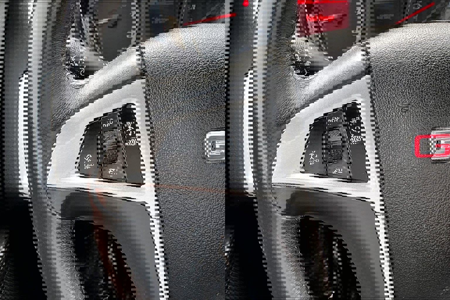 Used 2016 GMC Terrain SLT image 17