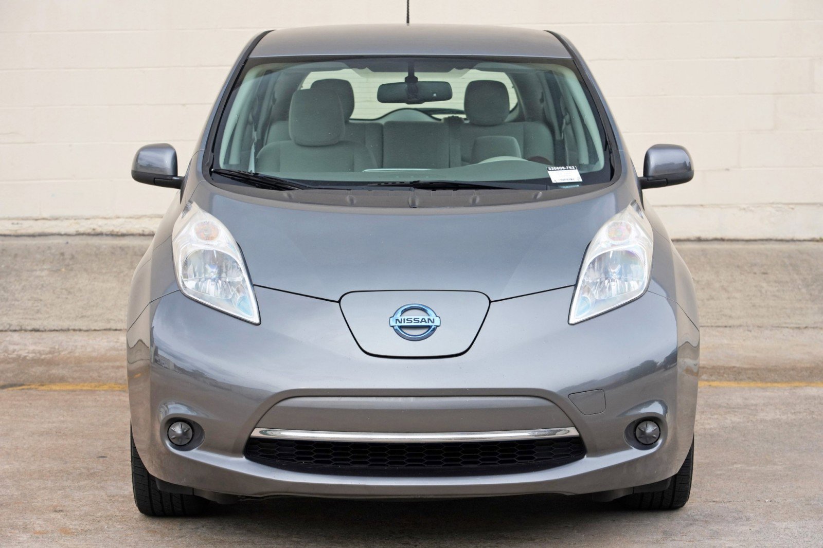 Used 2015 Nissan Leaf SV FWD image 40