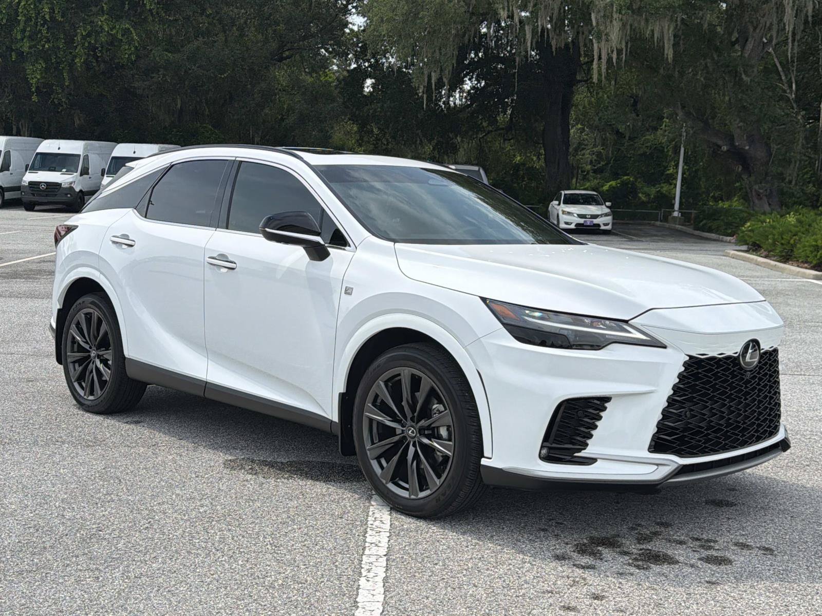 Used 2025 Lexus RX 350 F Sport w/ Convenience Package AWD/4WD image 2