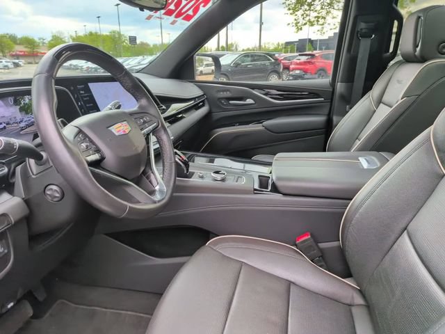 Certified 2024 Cadillac Escalade Sport AWD/4WD image 17