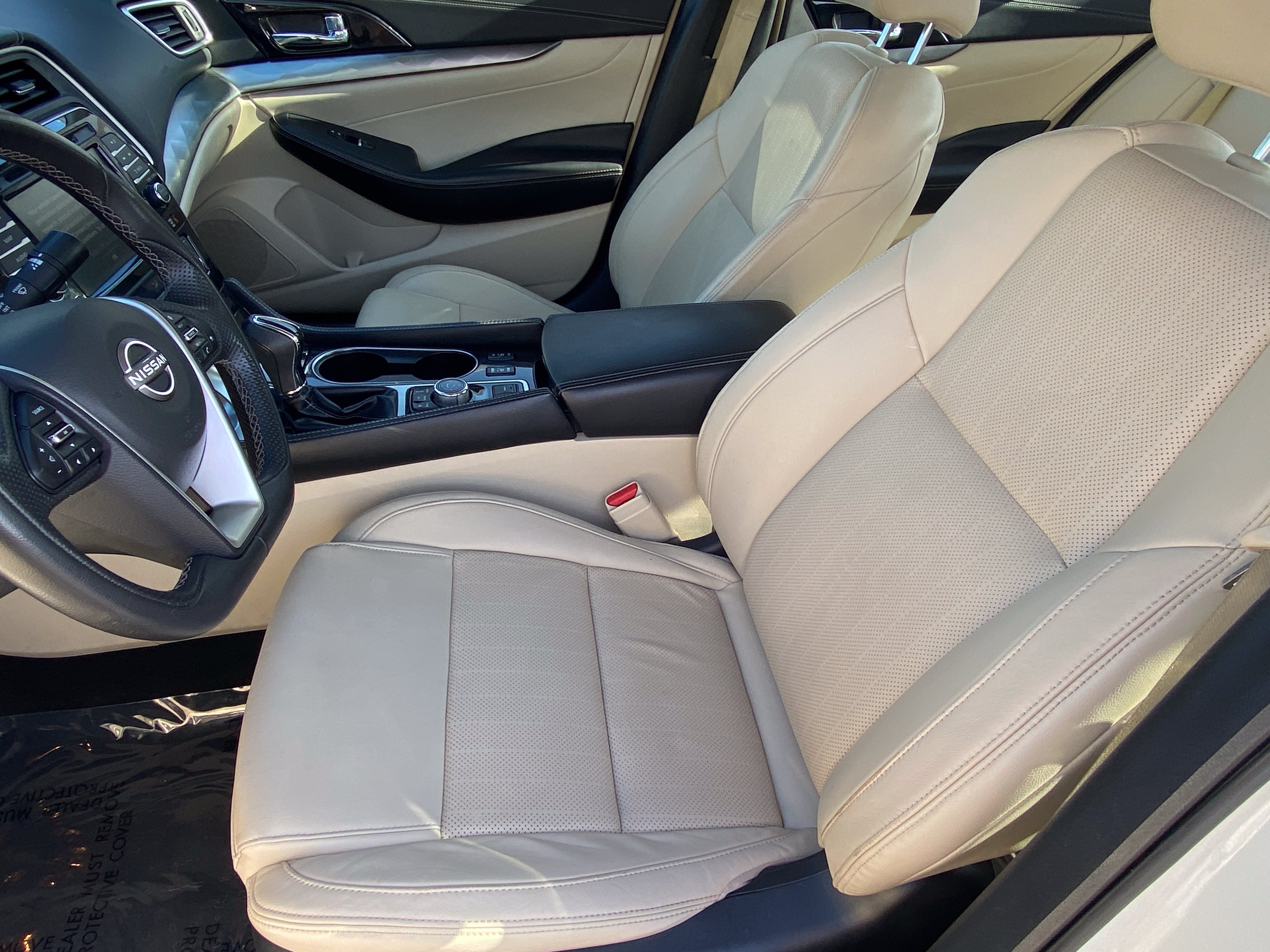 Used 2023 Nissan Maxima SV w/ Floor Mat Group FWD image 14