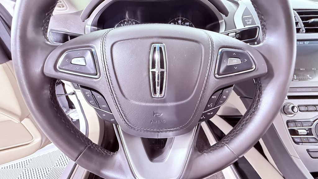 Used 2018 Lincoln MKZ Premiere AWD/4WD image 13
