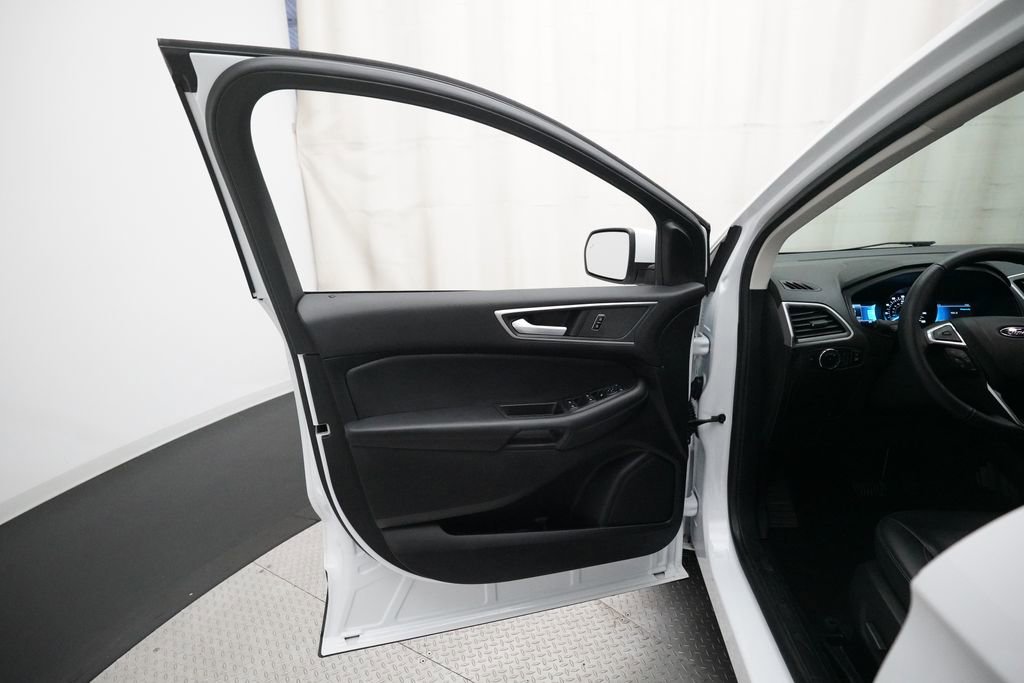 Used 2023 Ford Edge SEL w/ Convenience Package AWD/4WD image 31