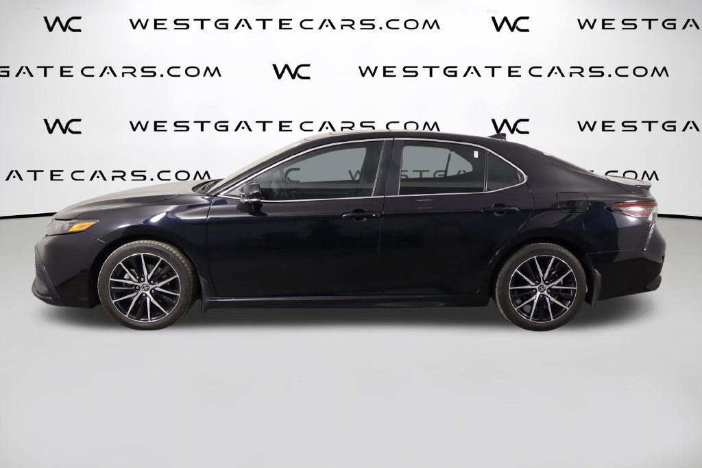 Used 2023 Toyota Camry SE w/ Cold Weather Package AWD/4WD image 5