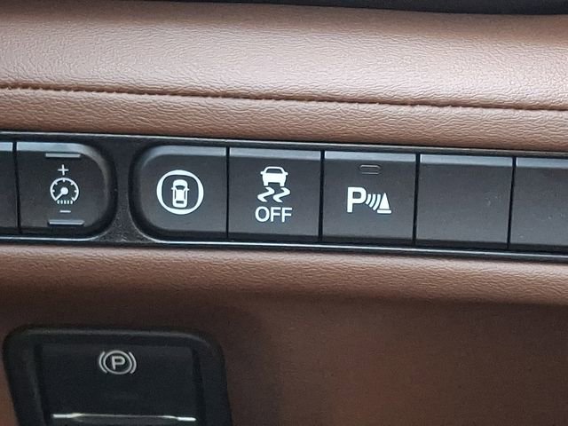 Certified 2023 Acura MDX FWD w/ Technology Package image 28