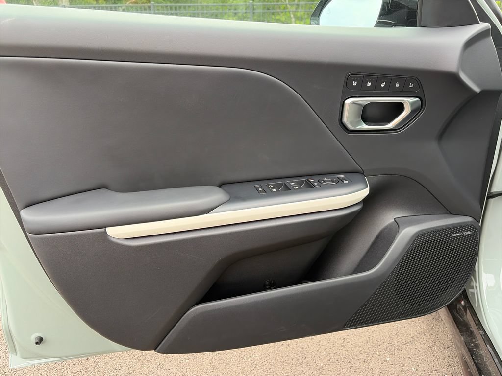New 2026 Kia K4 GT-Line FWD image 17