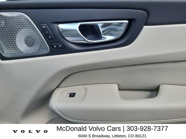 New 2026 Volvo XC60 T8 Ultra w/ Protection Package Premier AWD/4WD image 18