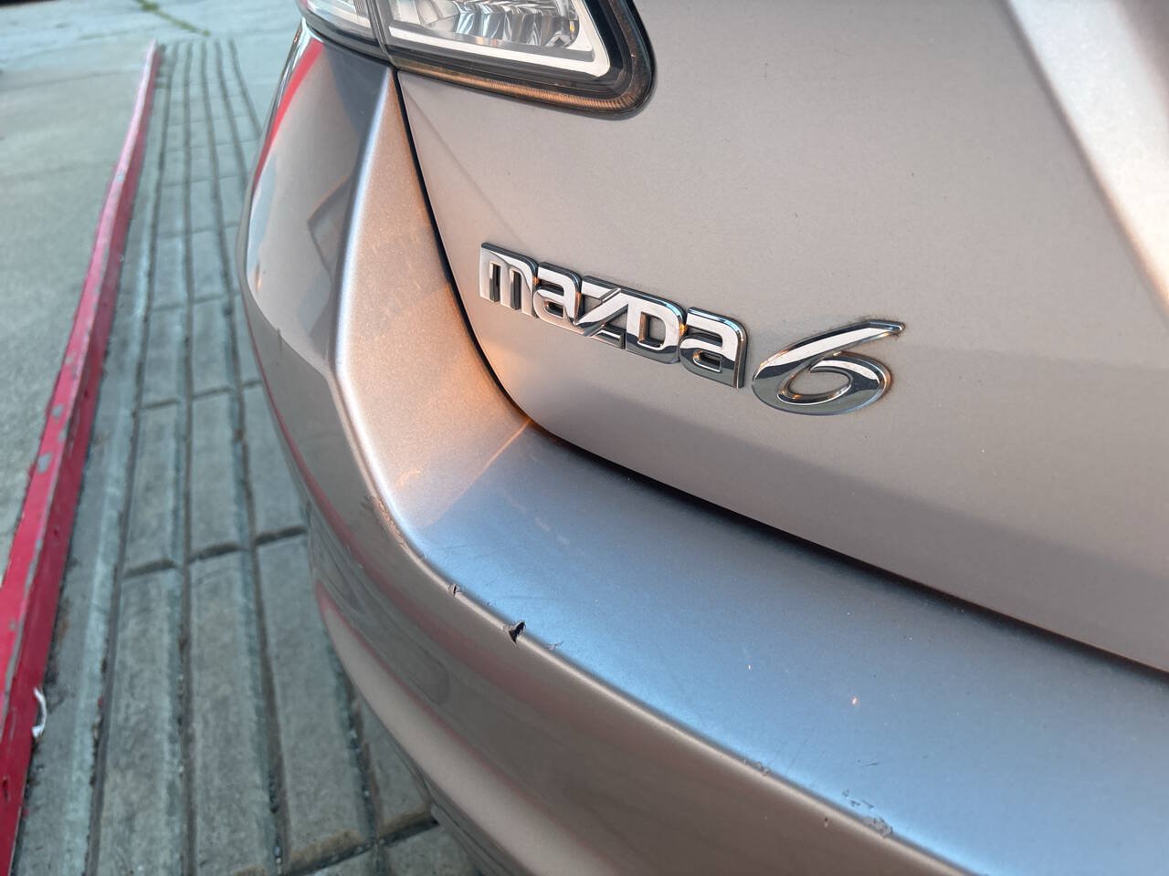 Used 2010 MAZDA MAZDA6 i Touring Plus FWD image 14
