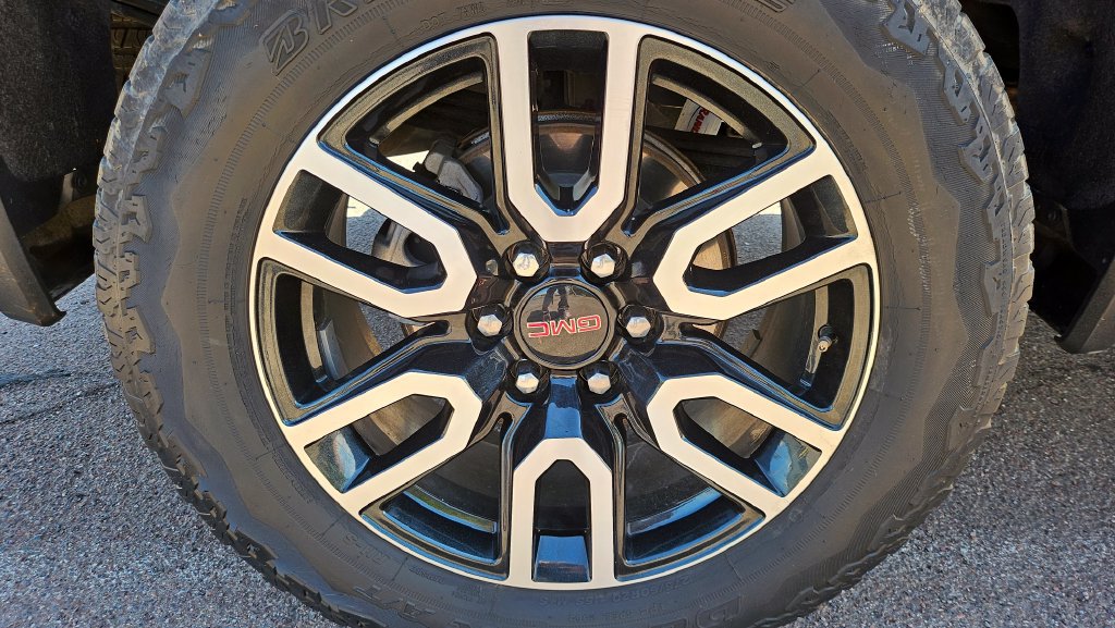 Used 2021 GMC Sierra 1500 AT4 w/ AT4 Premium Package AWD/4WD image 15