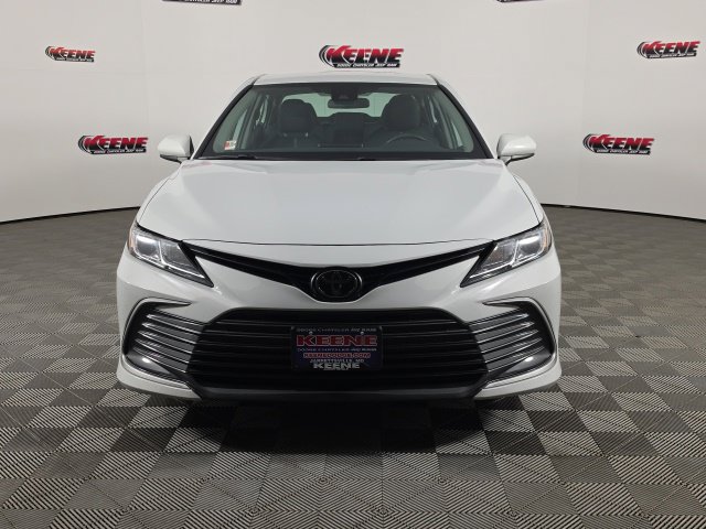 Used 2023 Toyota Camry LE AWD/4WD image 4