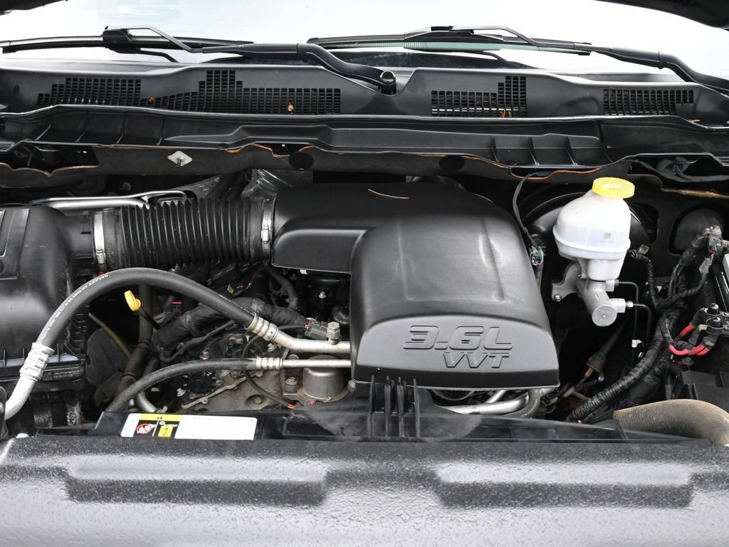 Used 2022 RAM 1500 Classic Warlock w/ Electronics Group AWD/4WD image 14