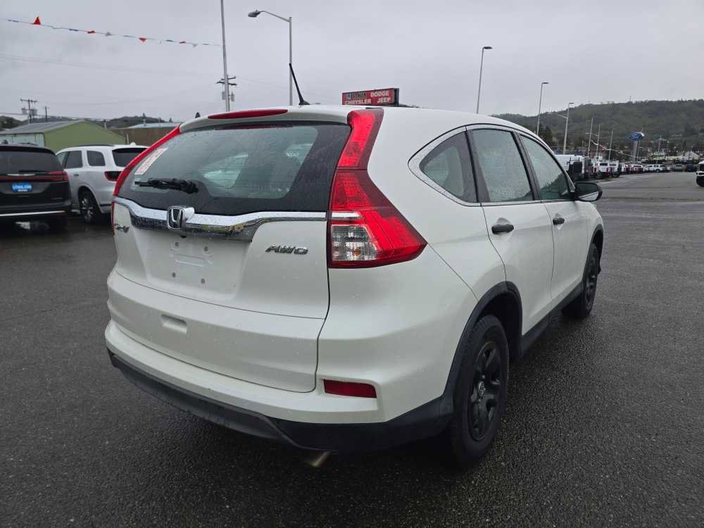 Used 2015 Honda CR-V LX image 3