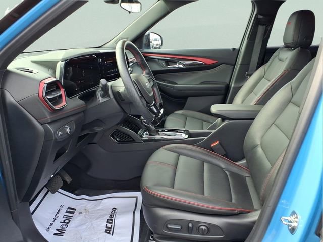 Used 2024 Chevrolet TrailBlazer RS w/ Driver Confidence Package image 20