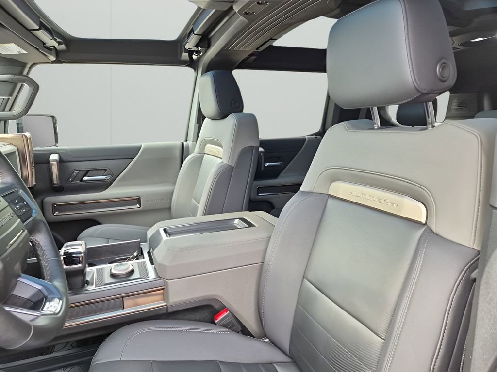 Used 2024 GMC Hummer EV 3X w/ Omega Edition image 30