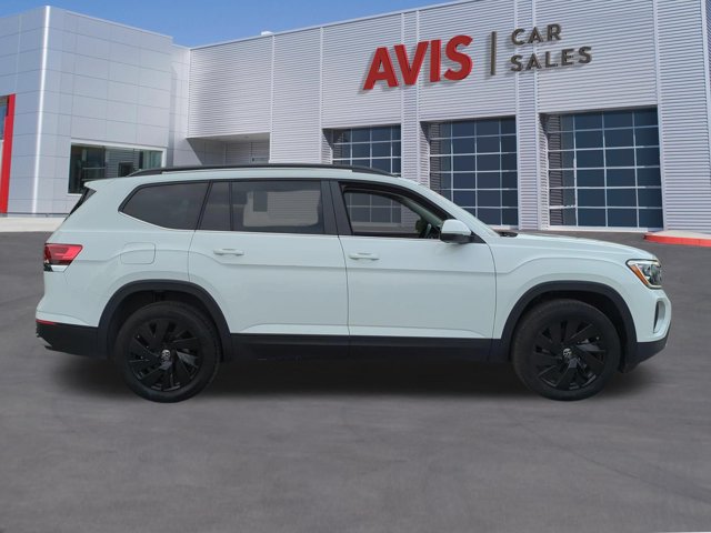 Used 2025 Volkswagen Atlas SE FWD image 5