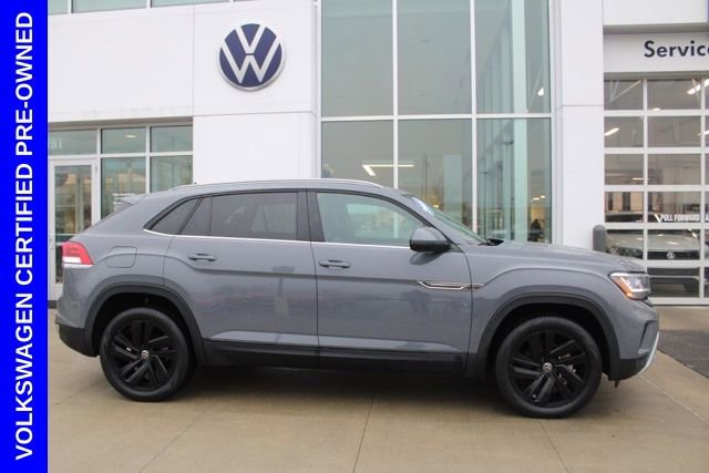 Used 2022 Volkswagen Atlas Cross Sport SE w/ Panoramic Sunroof Package image 5