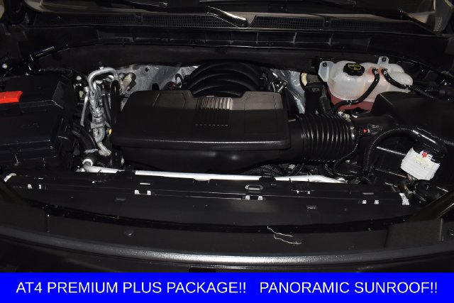Used 2025 GMC Yukon AT4 w/ AT4 Premium Plus Package AWD/4WD image 39