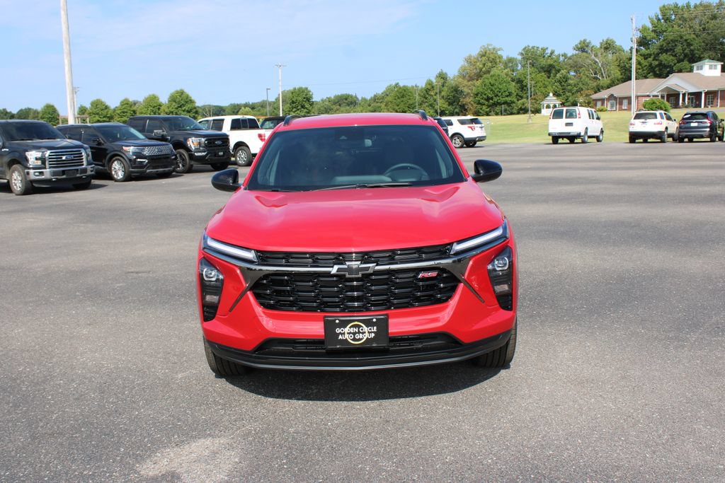 New 2026 Chevrolet Trax RS w/ Driver Confidence Package FWD image 3