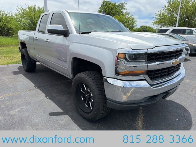 Used 2018 Chevrolet Silverado 1500 LT w/ Trailering Package AWD/4WD image 8