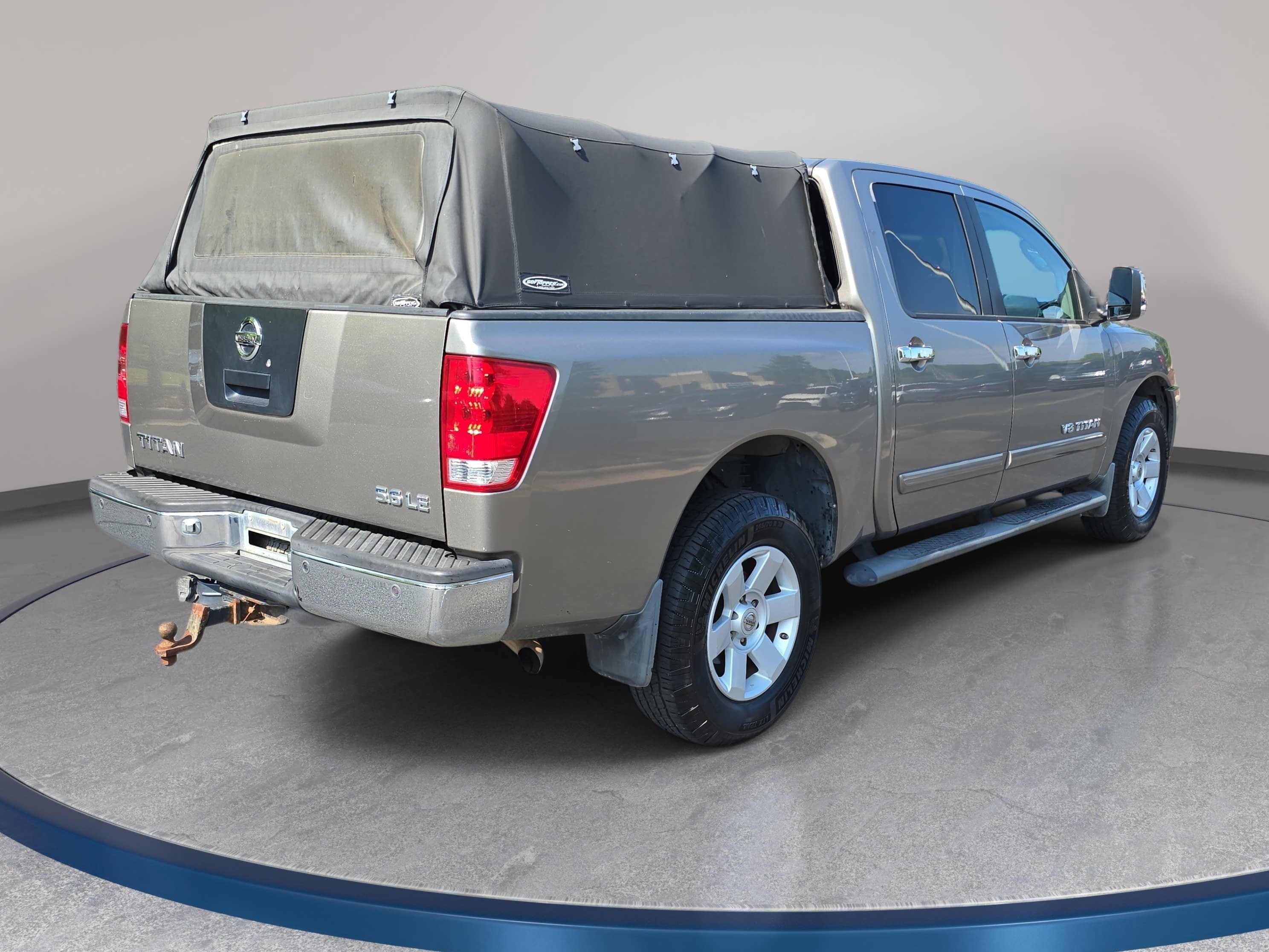 Used 2006 Nissan Titan LE w/ (T01) Tow Pkg AWD/4WD image 5