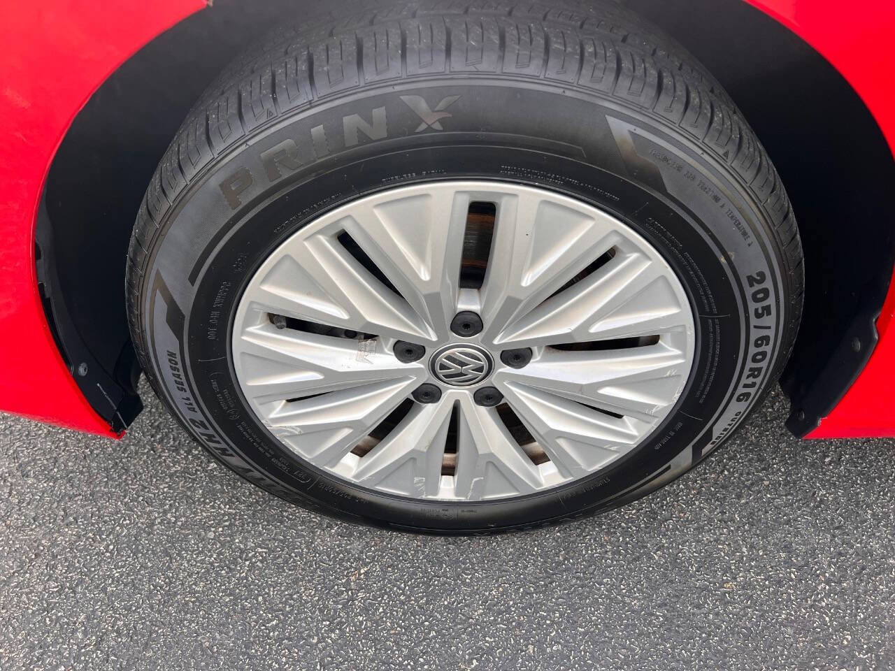 Used 2019 Volkswagen Jetta S w/ Driver Assistance Package image 9