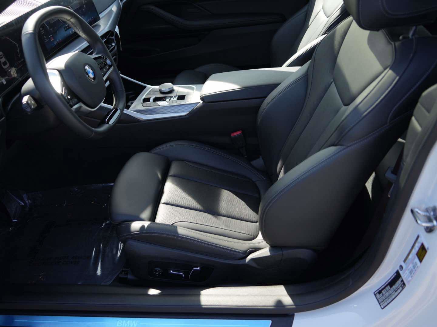 Used 2025 BMW 430i 430i Coupe RWD w/ Convenience Package image 23