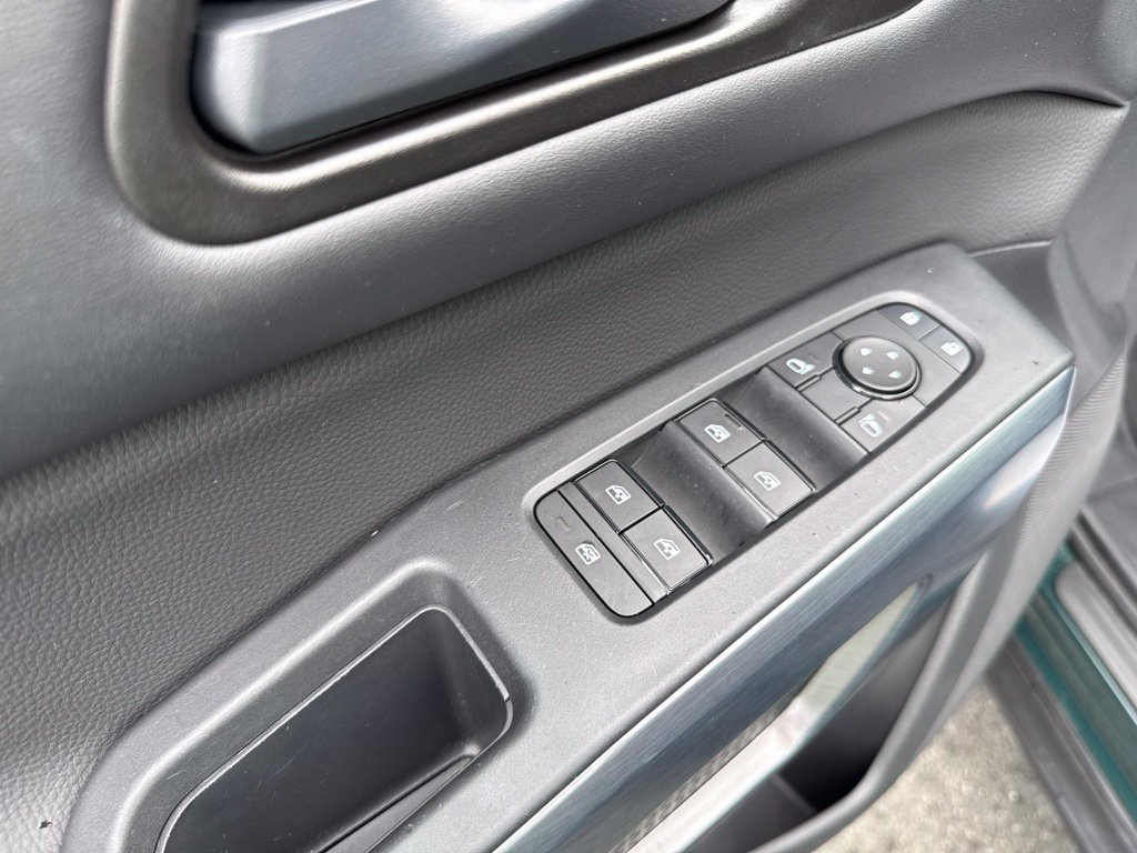 Used 2025 Nissan Pathfinder Rock Creek AWD/4WD image 30