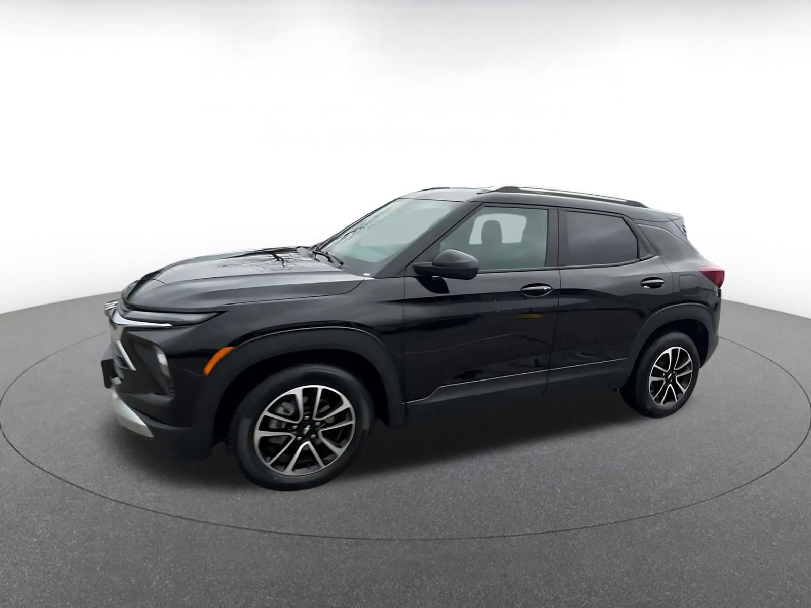 Used 2025 Chevrolet TrailBlazer LT image 8