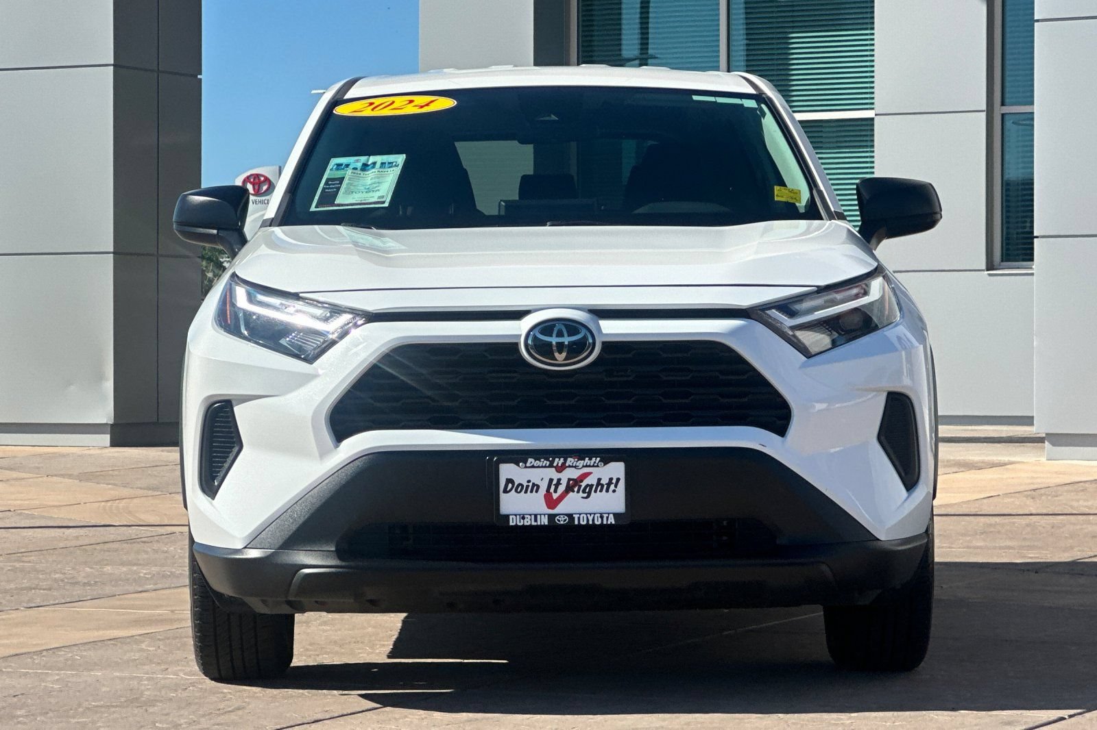 Used 2024 Toyota RAV4 LE AWD/4WD image 10