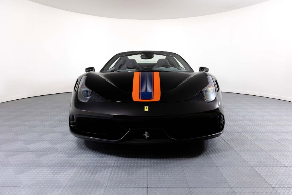Used 2015 Ferrari 458 Speciale A image 7
