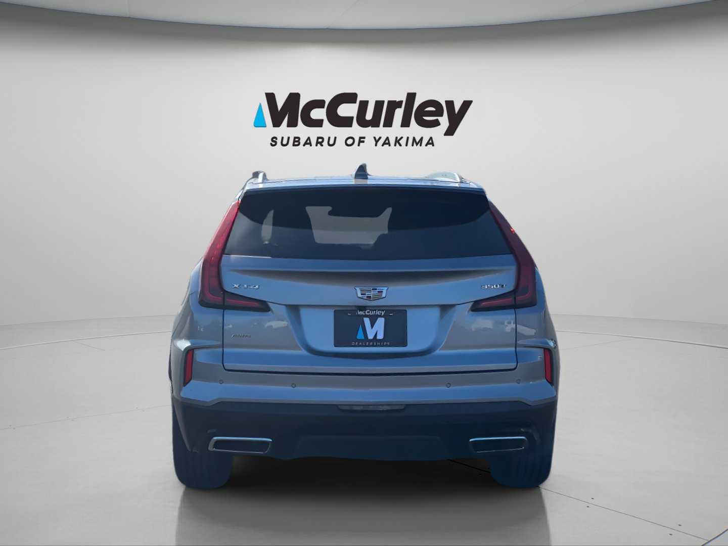 Used 2025 Cadillac XT4 Premium Luxury image 7