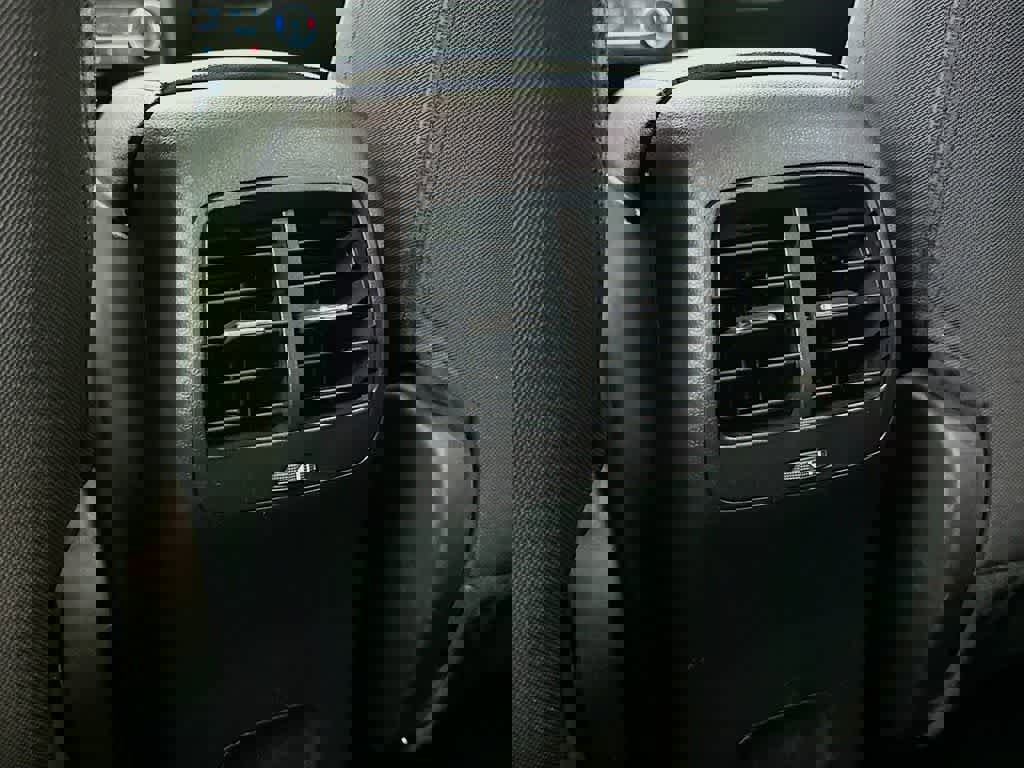 Certified 2022 Ford Escape SE w/ Cold Weather Package image 12