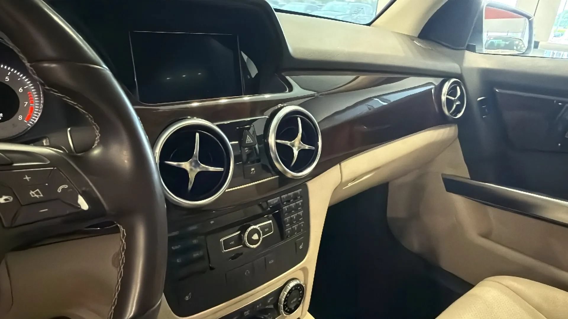 Used 2014 Mercedes-Benz GLK 350 2WD image 18