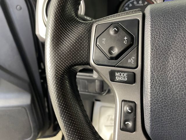 Used 2016 Toyota Tacoma SR5 w/ SR5 Appearance Package (SN) image 11