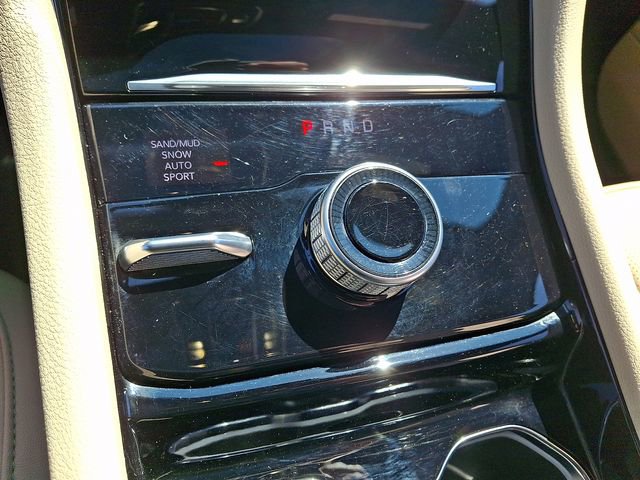 Used 2023 Jeep Grand Cherokee L Limited w/ Luxury Tech Group II AWD/4WD image 16