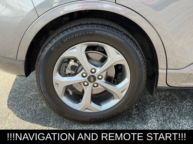 Used 2023 Ford Escape ST-Line w/ Tech Pack #1 FWD image 11