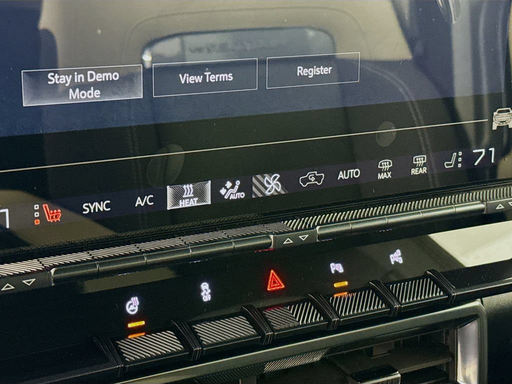 New 2026 GMC Hummer EV SUV AWD/4WD image 22