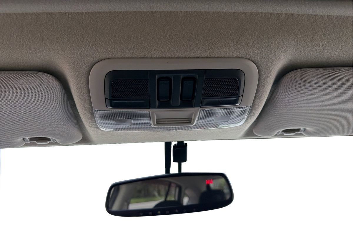 Used 2016 Subaru Crosstrek 2.0i Premium w/ Moonroof Package image 16