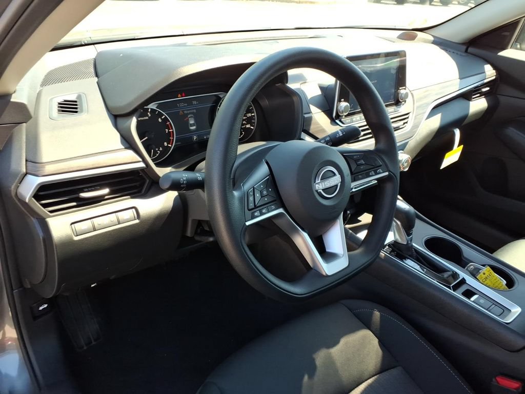 New 2026 Nissan Altima 2.5 SV AWD/4WD image 17