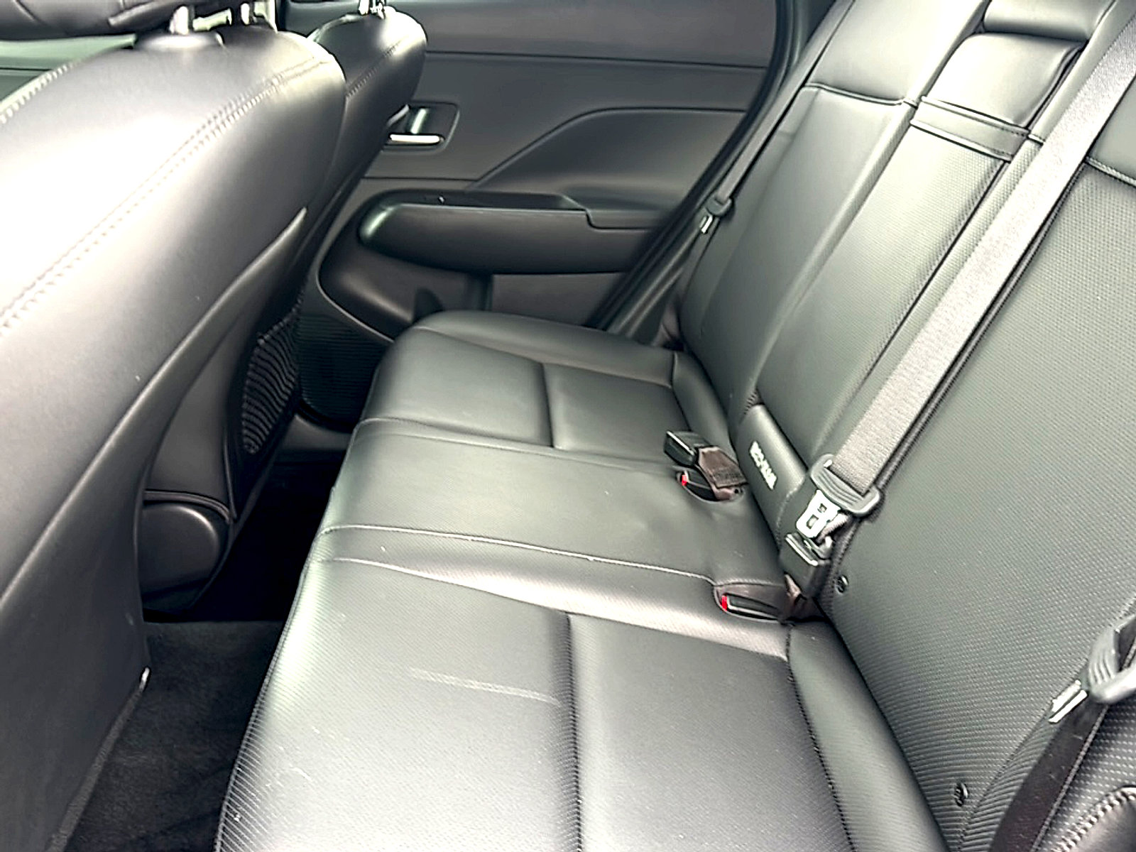 Used 2024 Hyundai Kona Limited image 18