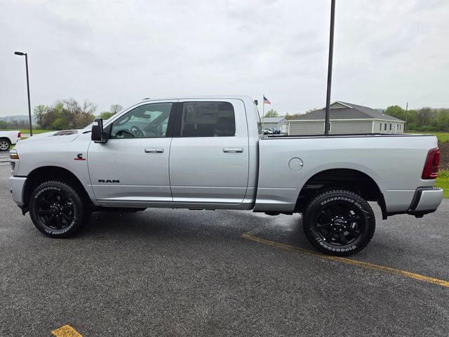 New 2026 RAM 2500 Laramie w/ Night Edition AWD/4WD image 8