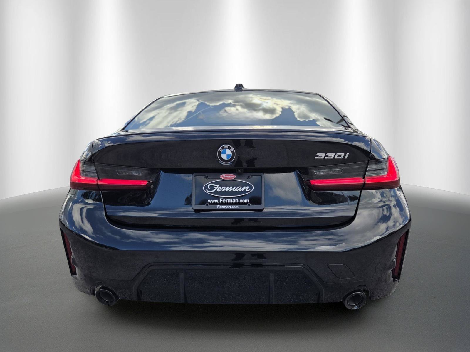 New 2026 BMW 330i Sedan w/ M Sport Package RWD image 6
