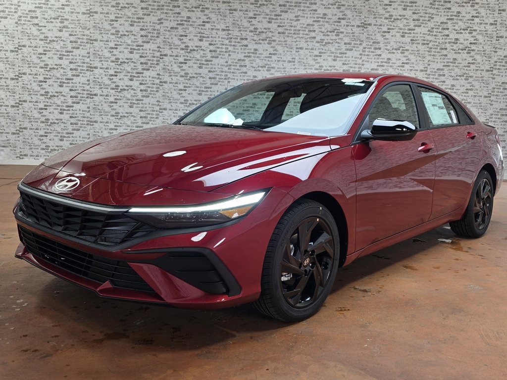 New 2026 Hyundai Elantra Sport image 3