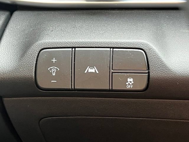 Used 2023 Hyundai Elantra SEL w/ Convenience Package FWD image 33