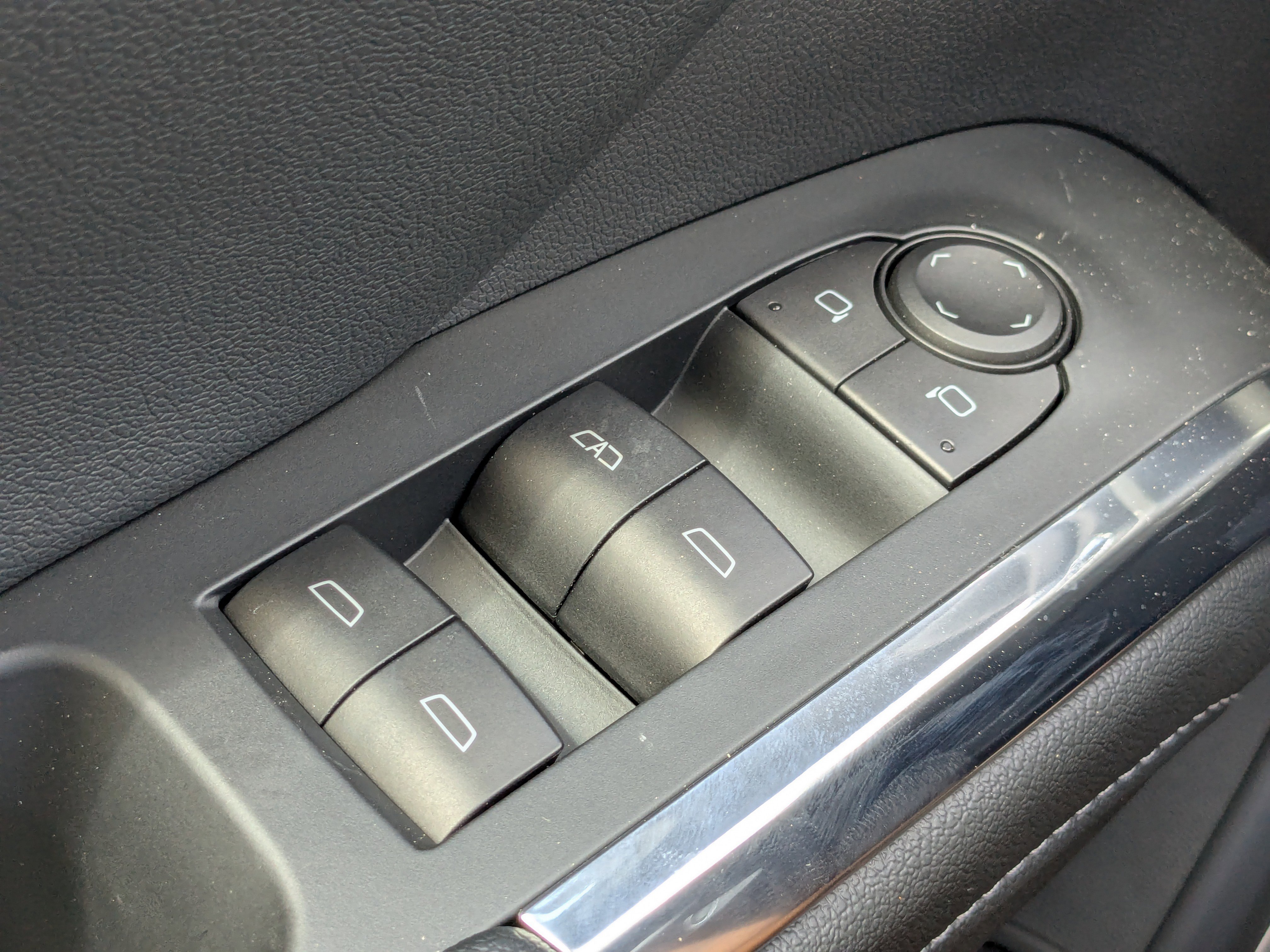 New 2025 Chevrolet Traverse LT w/ Enhanced Driving Package image 16